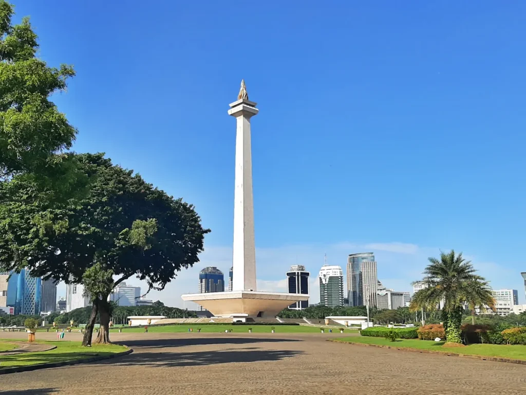 Monas (Tempat Aksi Damai Ojol dan Aparat Gabungan)