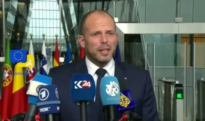 Theo Francken ultimatum siap hapus moskow dari peta dunia
