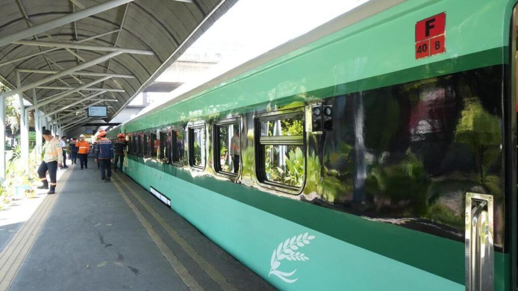 Kereta Khusus Petani & Pedagang untuk mengatasi masalah dari KAI
